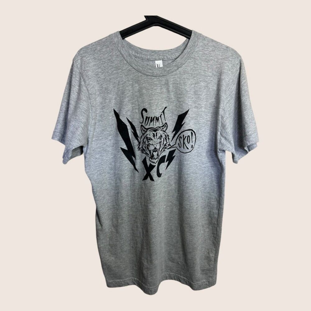 🐯 SMALL SUMMIT XC CROSS COUNTRY TEAM BEND OREGON T-SHIRT GRAY SKO TIGERS